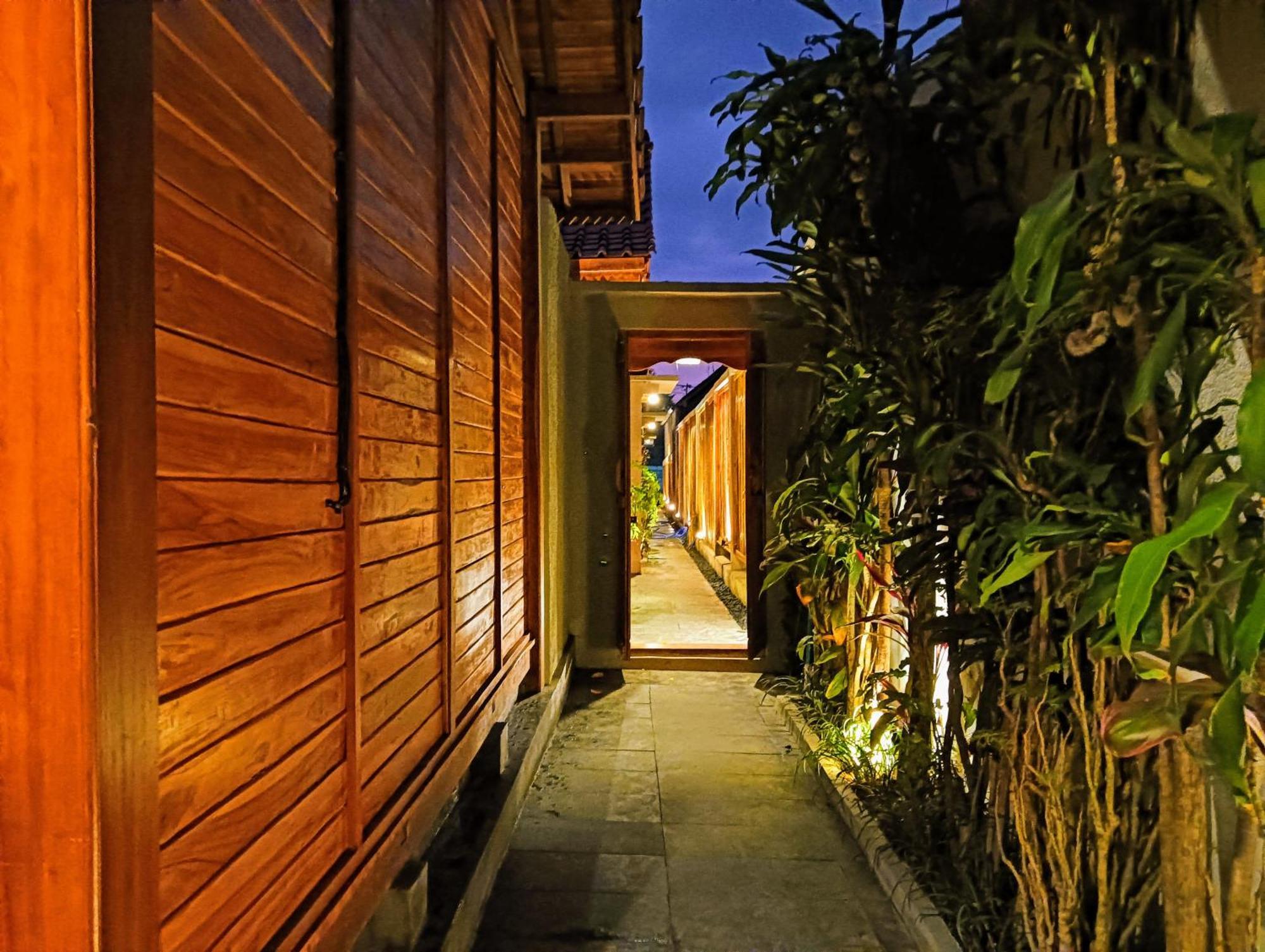 Ngesil Private Joglo & Pool Hotel Ubud  Luaran gambar
