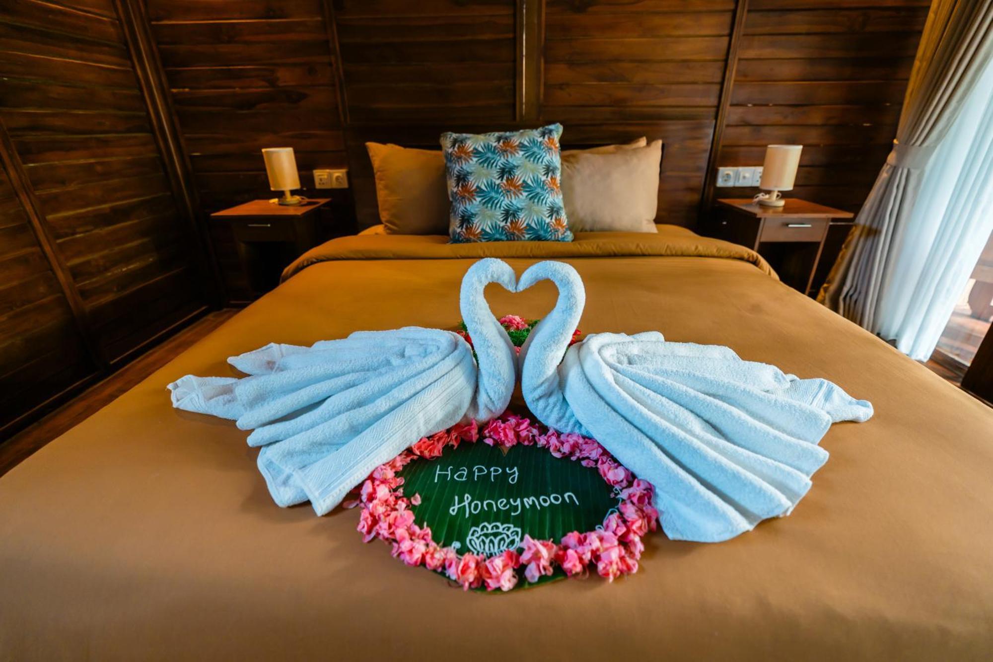 Ngesil Private Joglo & Pool Hotel Ubud  Luaran gambar