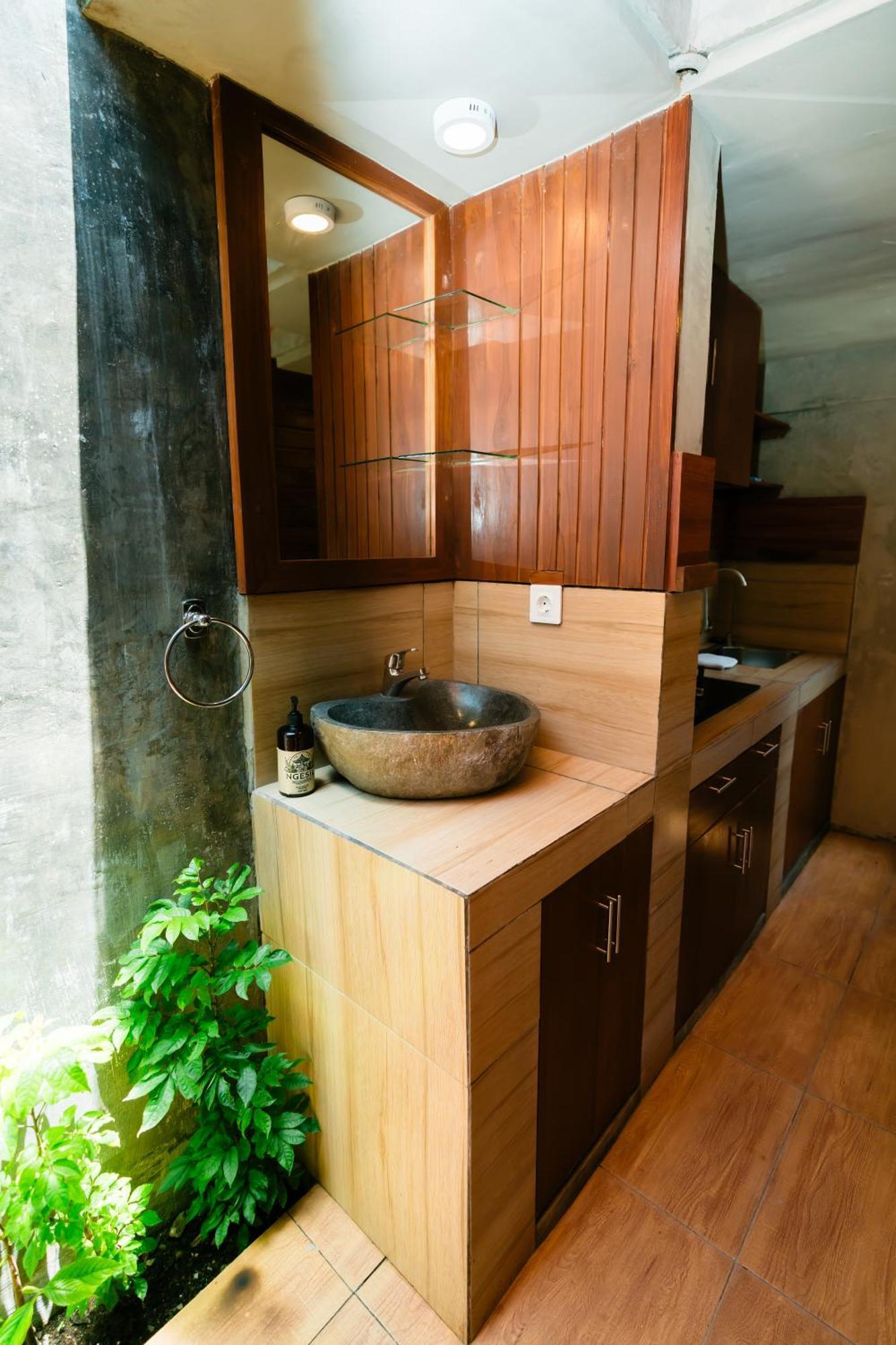 Ngesil Private Joglo & Pool Hotel Ubud  Luaran gambar